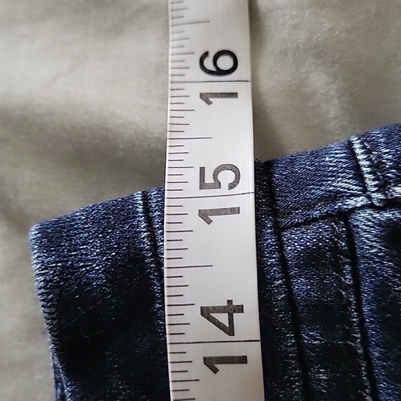 Candie's Women's Cuffed Denim Shorts - Picture 10 of 12